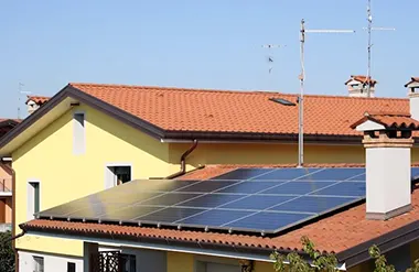 PANNEAU SOLAIRE AÉROVOLTAÏQUE